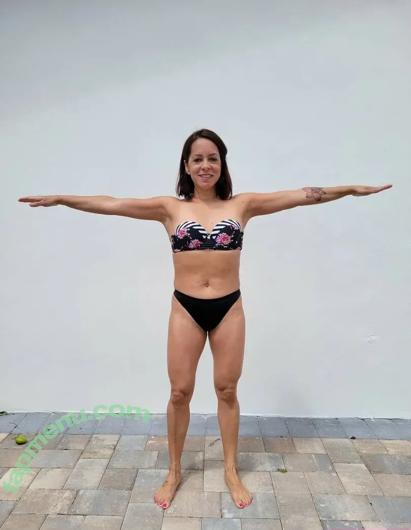 Liza Moreno nude photo #0004 (Lifeoflizaaa / lliizzaa28 / luimoreno)