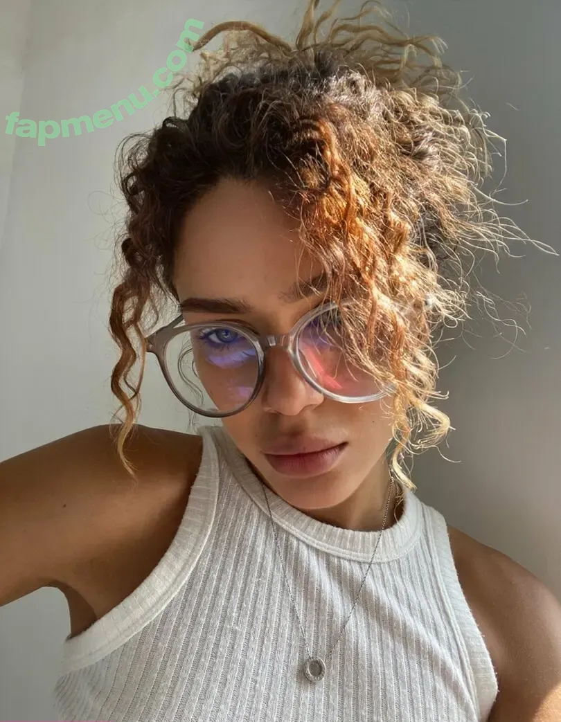 liza_sami nude photo #0010 (liza_sami)