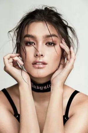 Liza Soberano / lizasoberano nude photo #0041