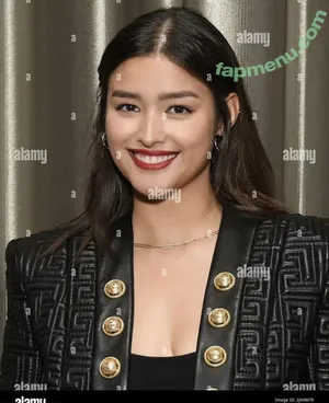 Liza Soberano / lizasoberano nude photo #0056