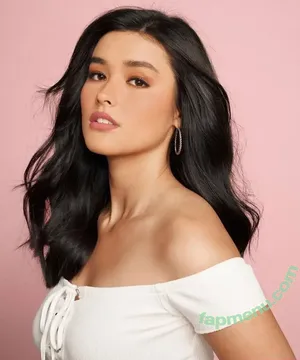 Liza Soberano / lizasoberano nude photo #0058