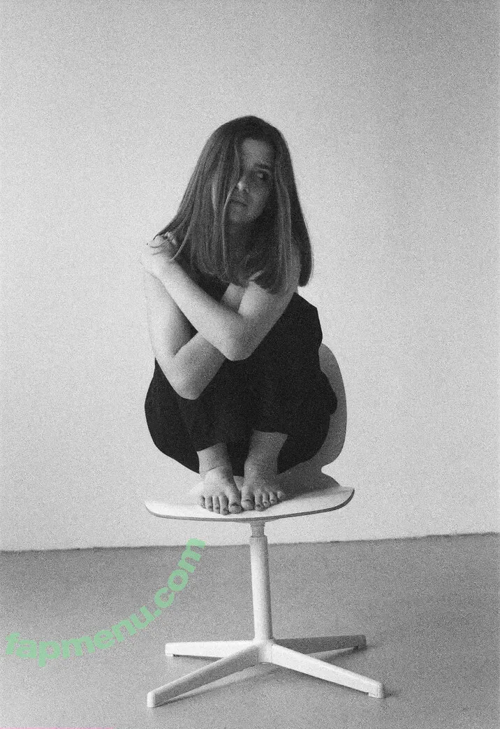 Liza Voroncova nude photo #0098 (LisaVoroncova / li.voroncova)