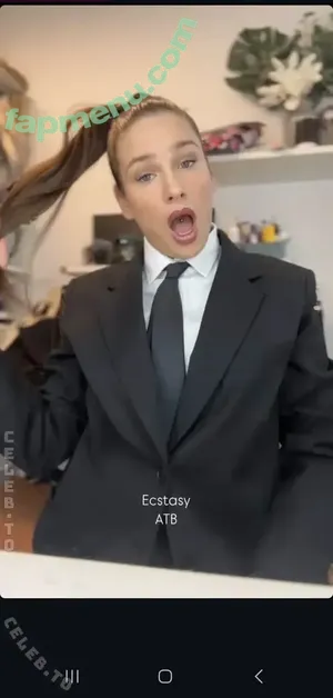 Liza Waschke / liza.waschke / lizawaschke / lizawaschkeofficial nude photo #0310