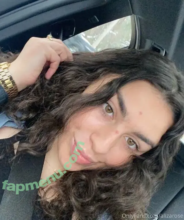 Lizaa nude photo #0016 (alizarose / as.lizaa)