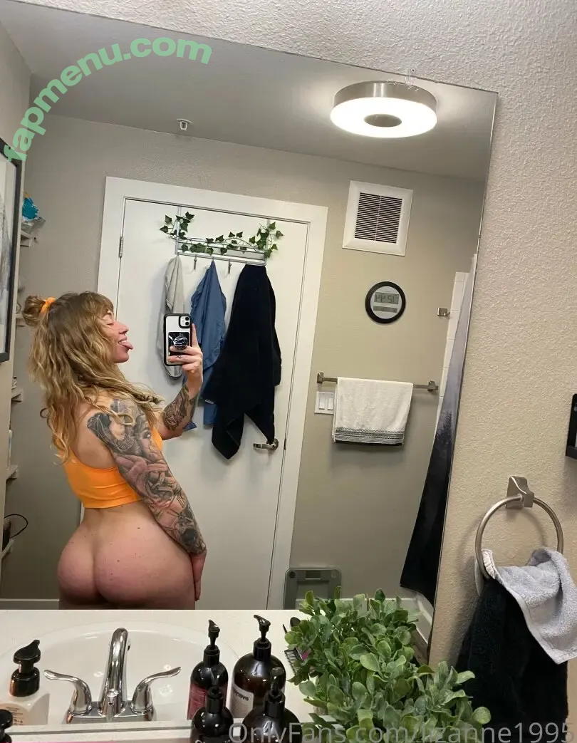 lizanne1995 nude photo #0091 (lizlovelift_)