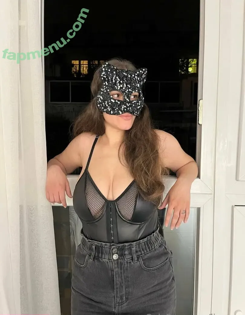 lizaraw nude photo #0005 (lizaraw.official)
