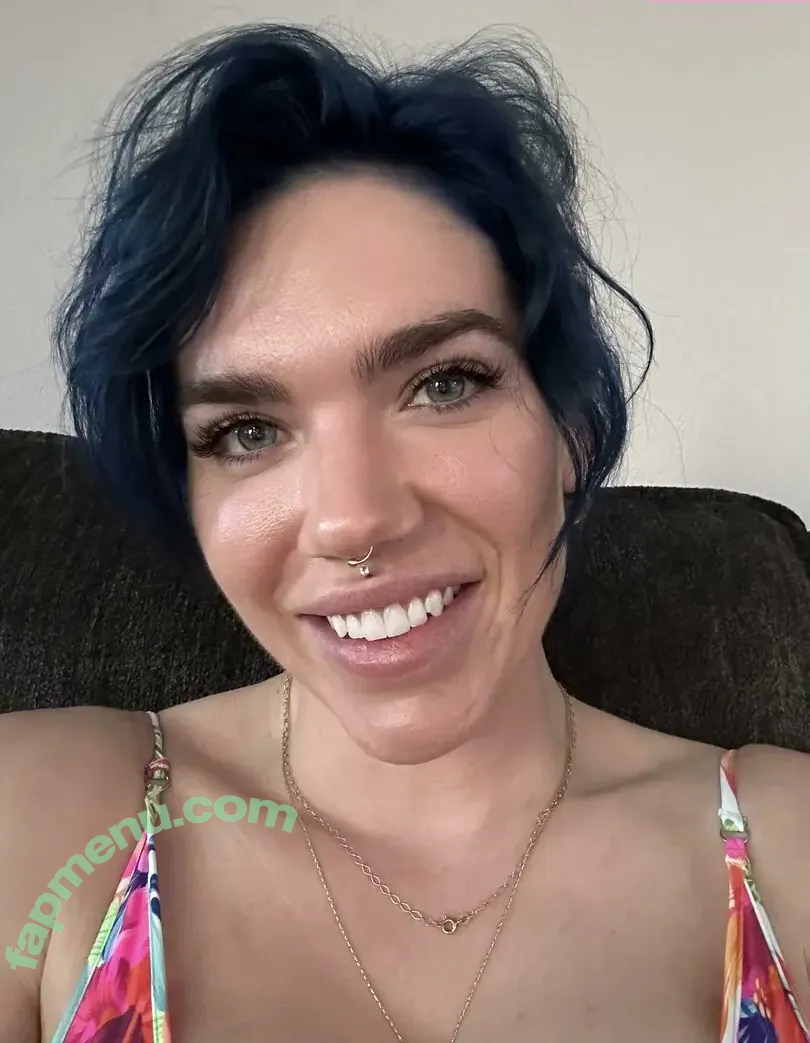 Lizbeth Eden nude photo #0252 (LizbethEden)