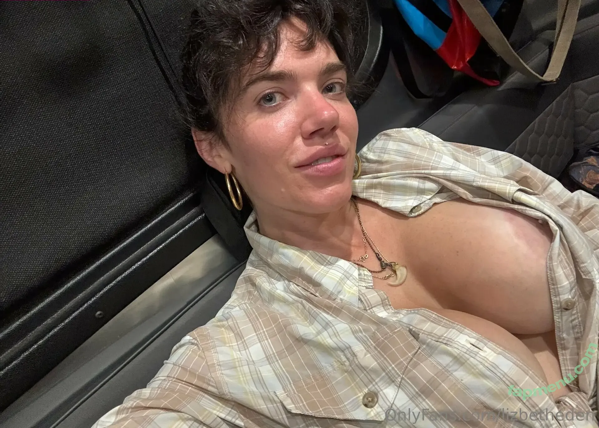 Lizbeth Eden nude photo #0439 (LizbethEden)