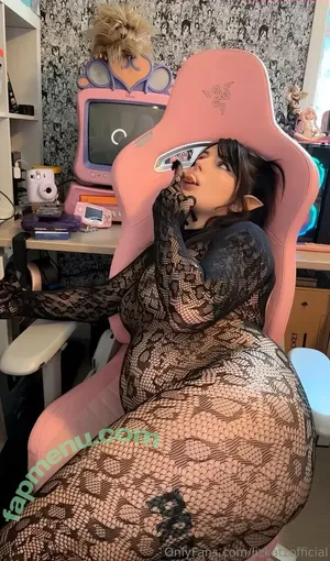  nude photo #0006