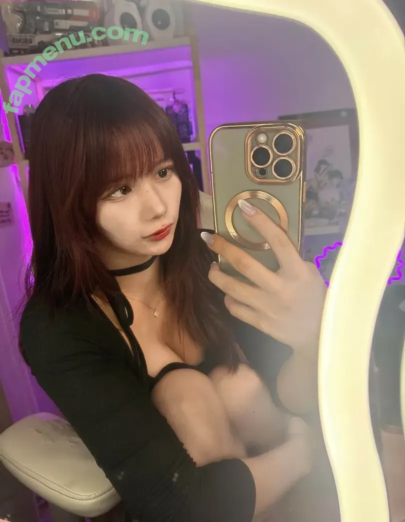 lizpechi nude photo #0017 (lizpechi)