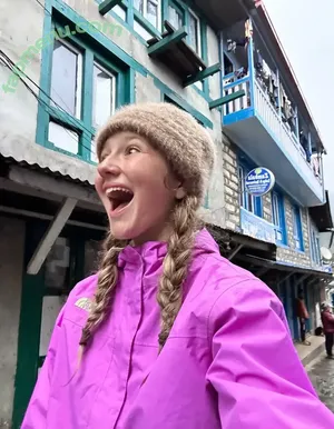 liztravels / liz travels nude photo #0059