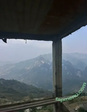 liztravels / liz travels nude photo #0083