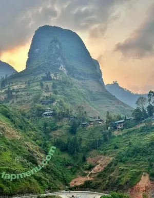 liztravels / liz travels nude photo #0090