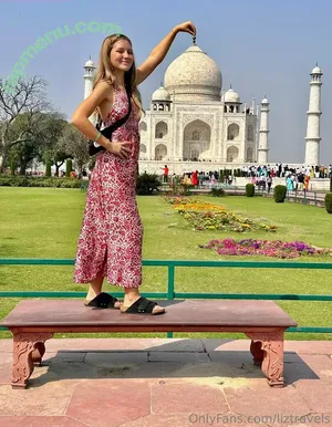 liztravels / liz travels nude photo #0093