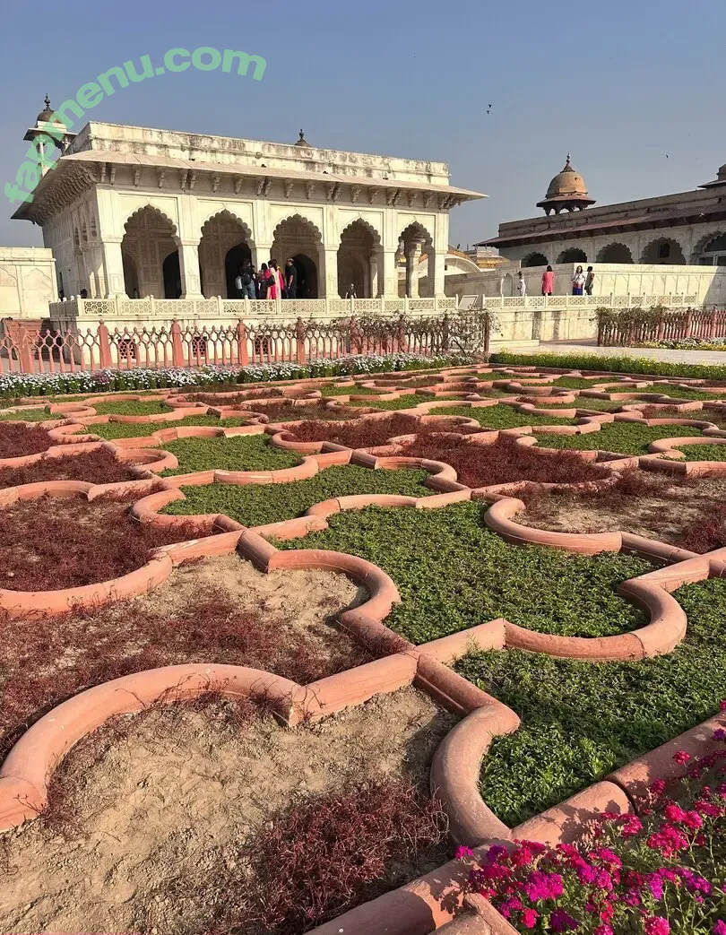 liztravels nude photo #0026 (liz travels)