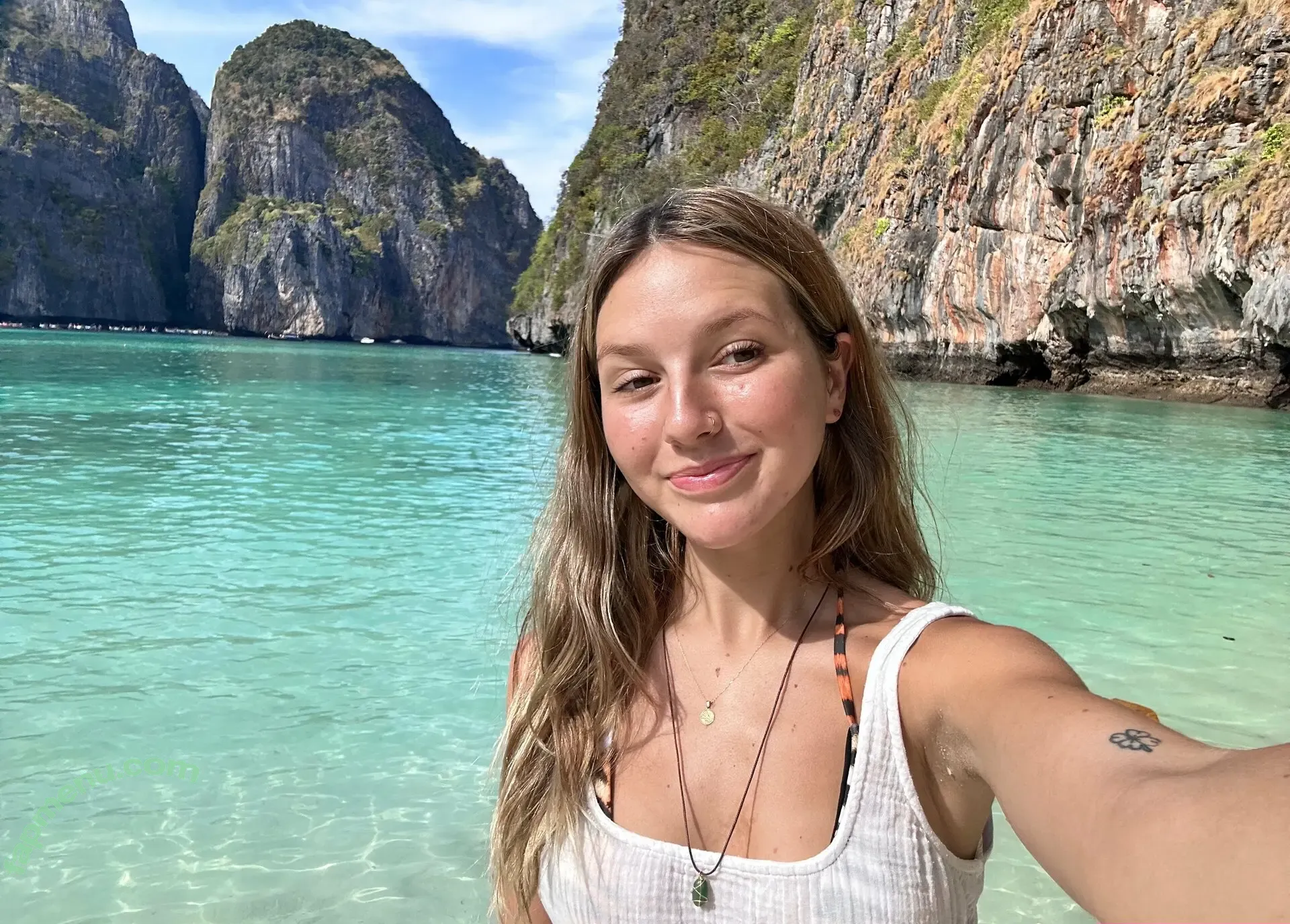 liztravels nude photo #0121 (liz travels)