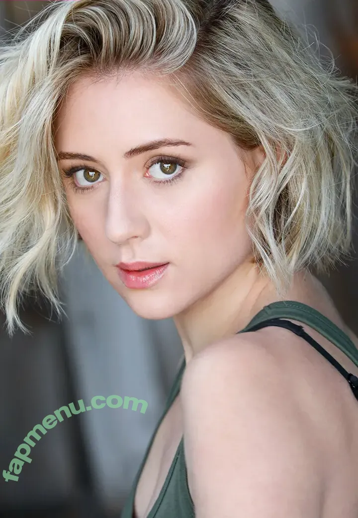 lizzebroadway nude photo #0010 (lizzebroadway)