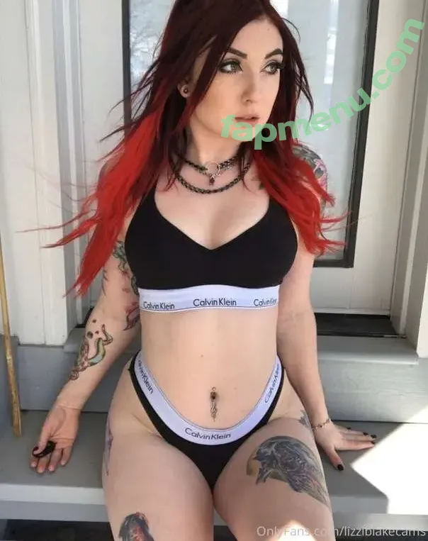 Lizzi Blake nude photo #0543 (BlakeLizzi / LizziBlakeCams)