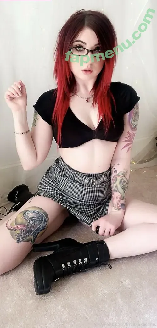 Lizzi Blake nude photo #1448 (BlakeLizzi / LizziBlakeCams)