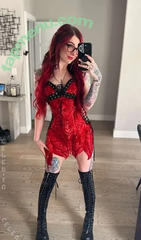 Lizzi Blake nude photo #1897 (BlakeLizzi / LizziBlakeCams)