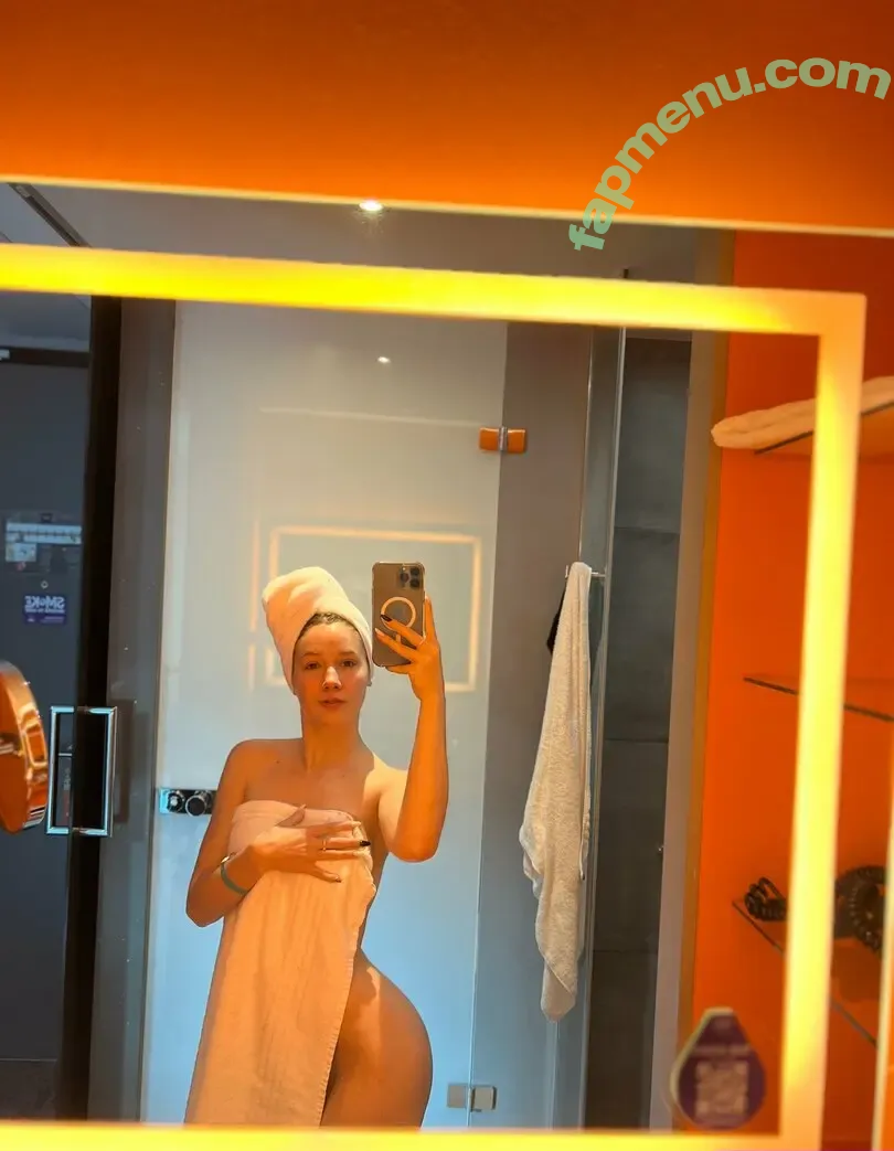 lizzi.liss nude photo #0007 (lizzy_liss__)