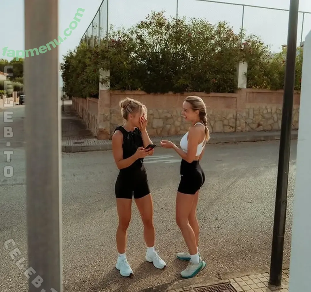 lizzi1402 nude photo #0056 (_lizzi1402)