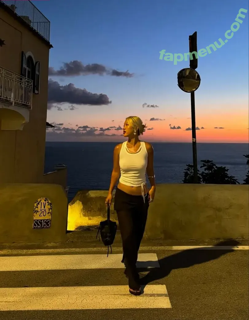 Lizzie Cao nude photo #0073 (cacaobean)