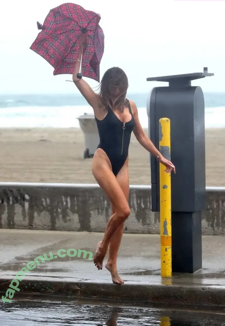 Lizzie Cundy nude photo #0091 (lizziecundy)
