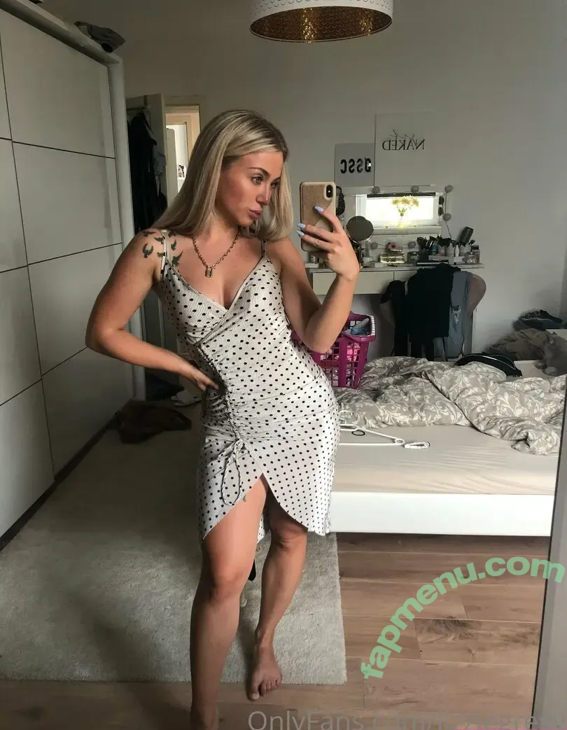 Lizzie Grey nude photo #0006 (lizziegre.zoom / lizziegreyy)