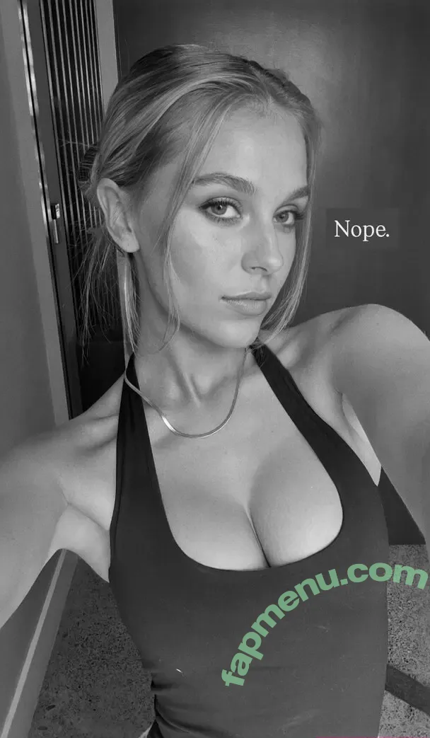 Lizzie Gunderson nude photo #0033 (lizzievstheworld)