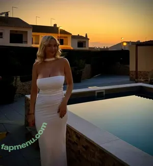 Lizzie Quinn / lizzie_quinn4 nude photo #0018