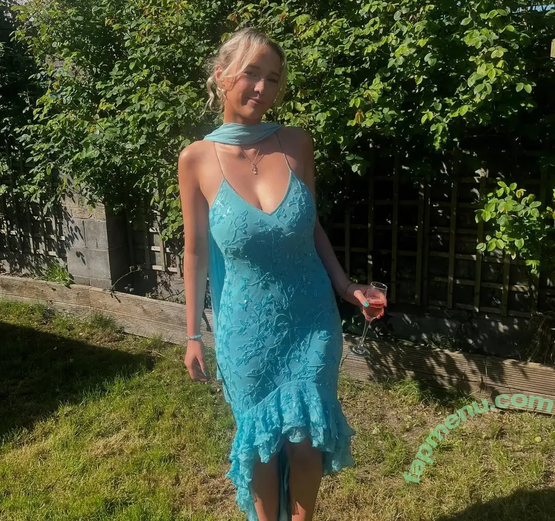 Lizzie Quinn nude photo #0030 (lizzie_quinn4)