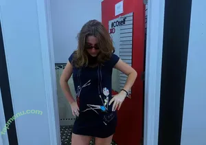 Lizzie Sennott / elizabethsaint / lizziesennott nude photo #0022