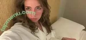 Lizzie Sennott / elizabethsaint / lizziesennott nude photo #0024