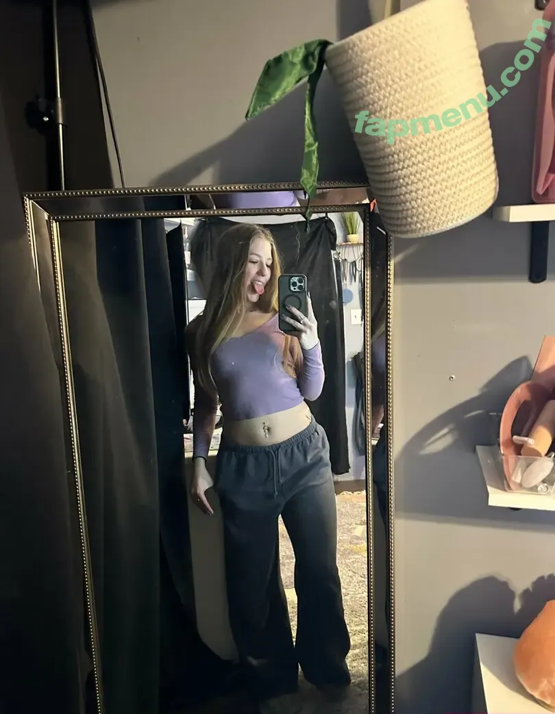 lizzieconrad nude photo #0187 (lizzieconradhughes)