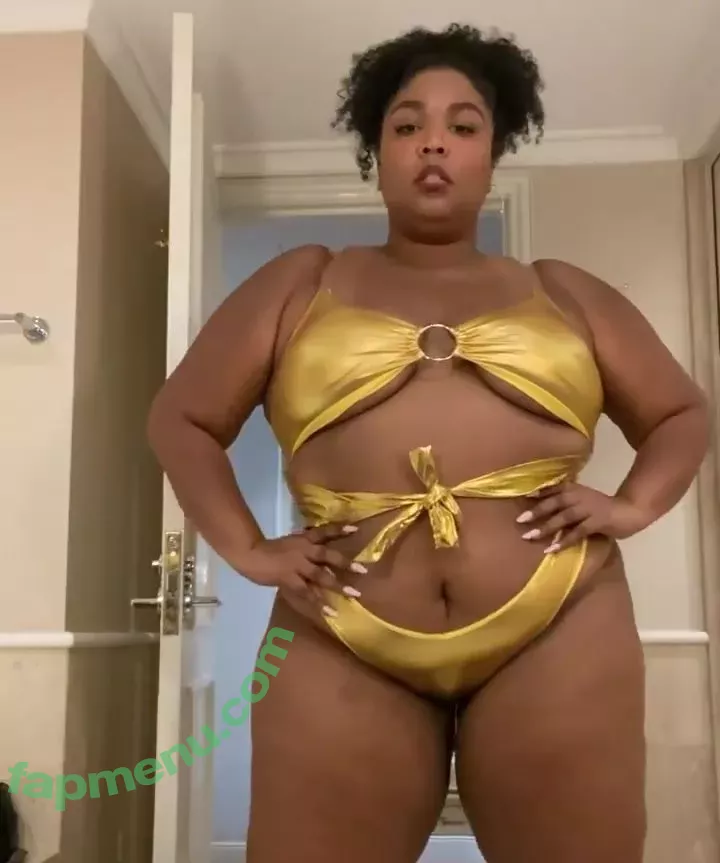 Lizzo nude photo #0019 (lizzobeeating)