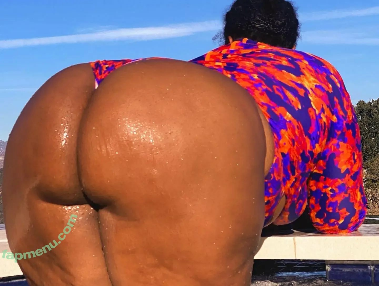 Lizzo nude photo #0179 (lizzobeeating)