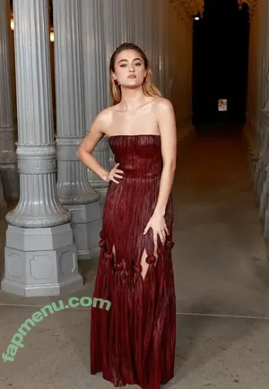 Lizzy Greene / Elizabeth Greene / LizzyGreeneOF / lizzy_greene nude photo #0144