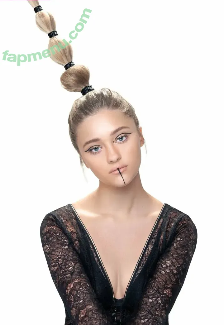 Lizzy Greene nude photo #0076 (Elizabeth Greene / LizzyGreeneOF / lizzy_greene)