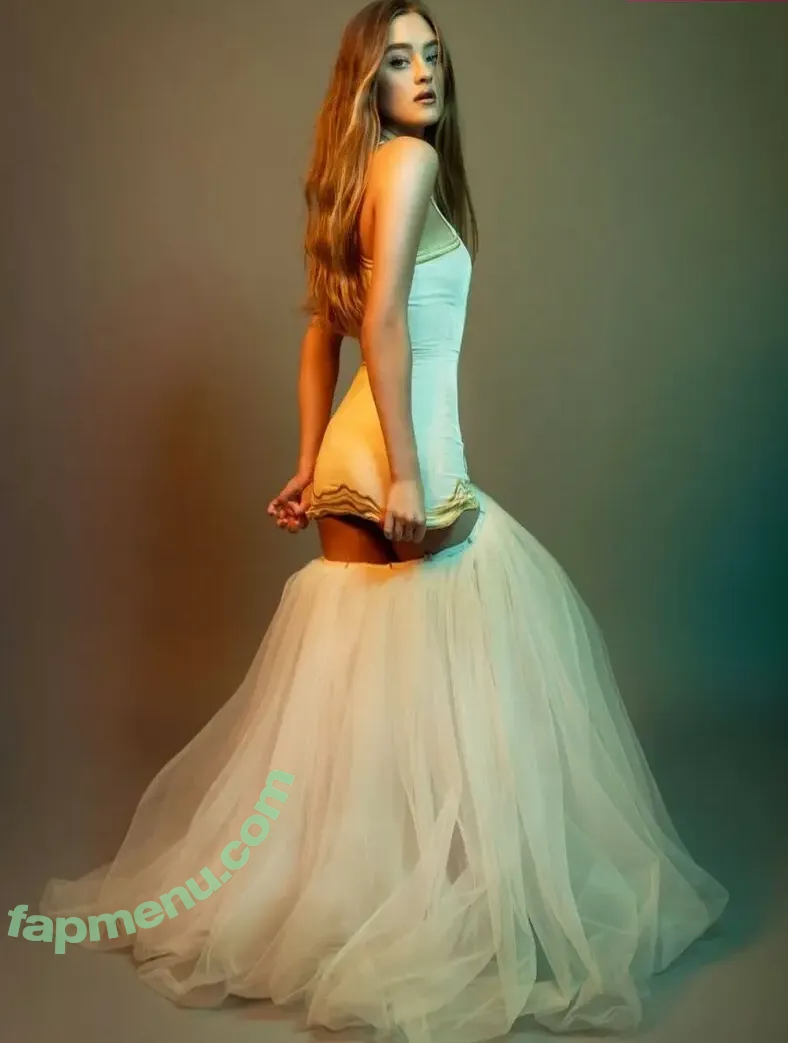 Lizzy Greene nude photo #0174 (Elizabeth Greene / LizzyGreeneOF / lizzy_greene)