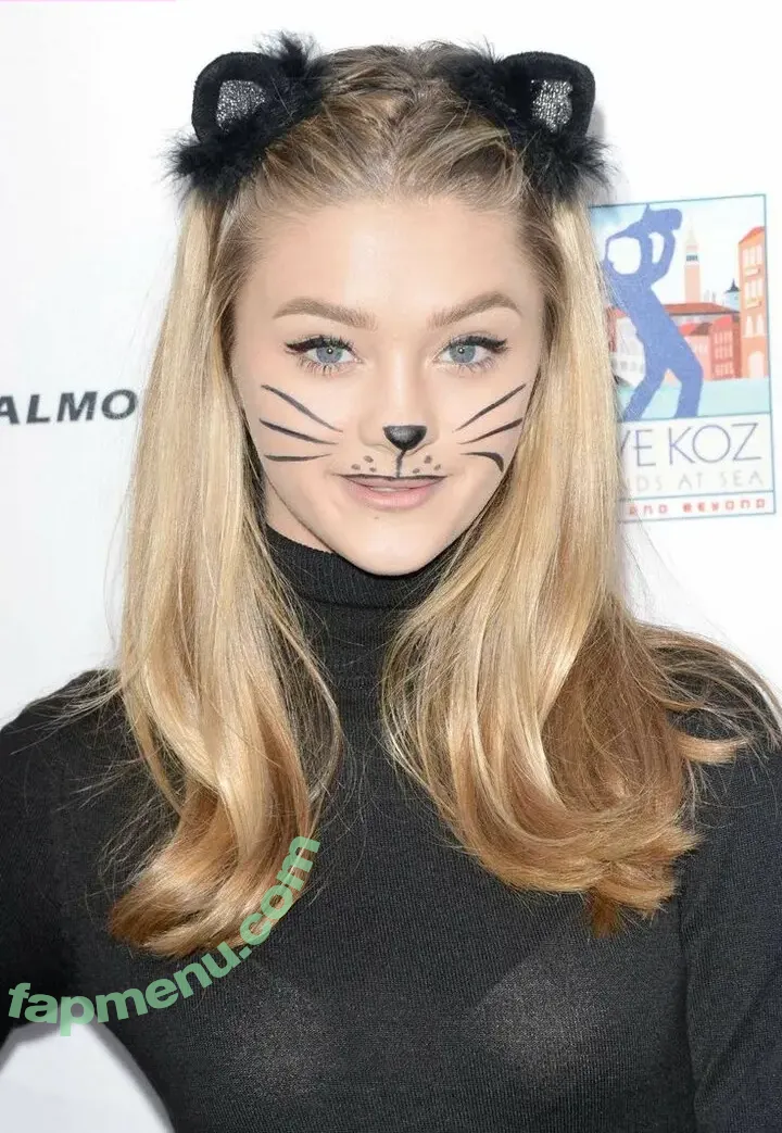 lizzygreene nude photo #0002 (lizzygreene)