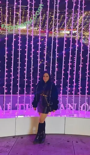 lizzylizliz10 / Liz Gray / lizzyliz10 nude photo #0061