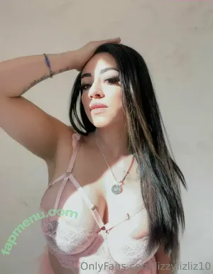 lizzylizliz10 / Liz Gray / lizzyliz10 nude photo #0110