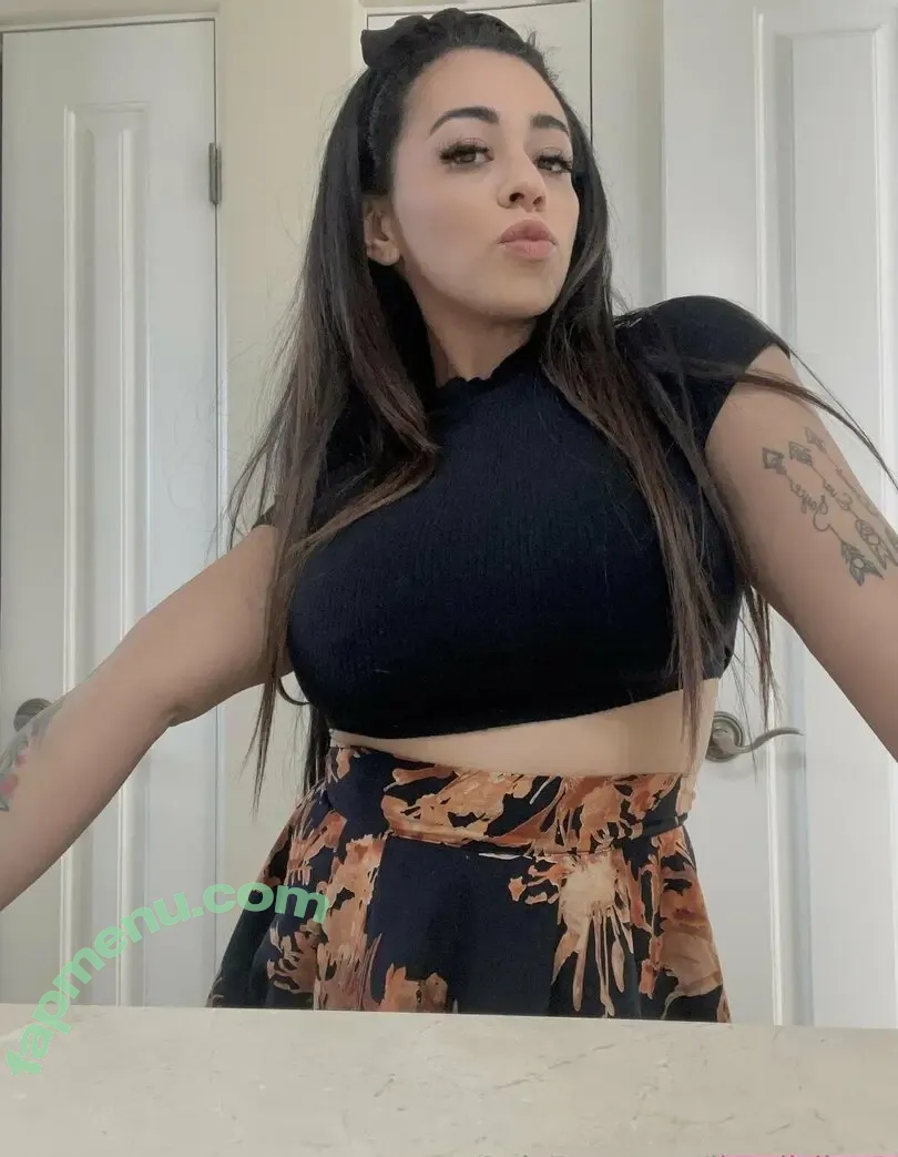 lizzylizliz10 nude photo #0068 (Liz Gray / lizzyliz10)