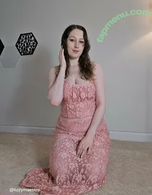 lizzymaestro / lizastrof nude photo #0021