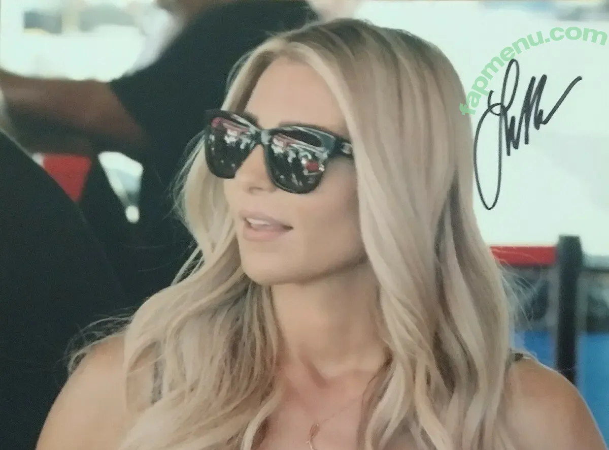 lizzymusi nude photo #0004 (lizzymusi)