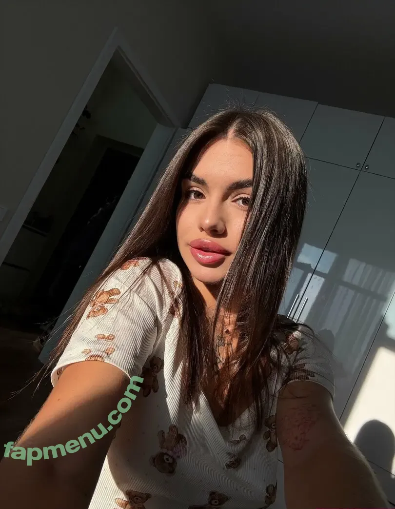 lizzysx69 nude photo #0130 (lizzymusi)