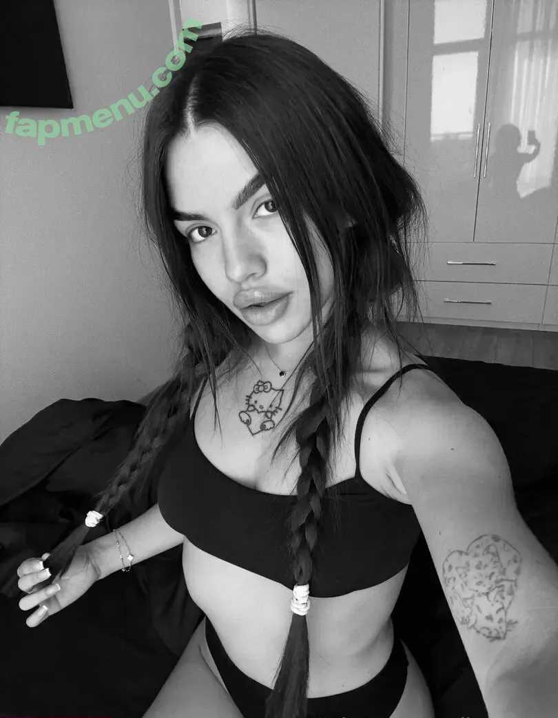 lizzysx69 nude photo #0134 (lizzymusi)