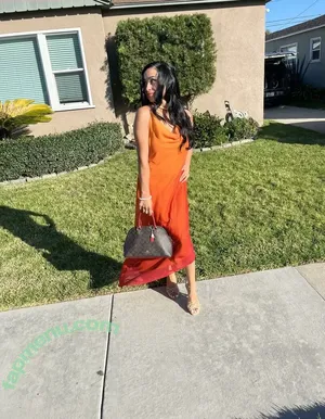 lizzywurst / luvlyzzy nude photo #1026