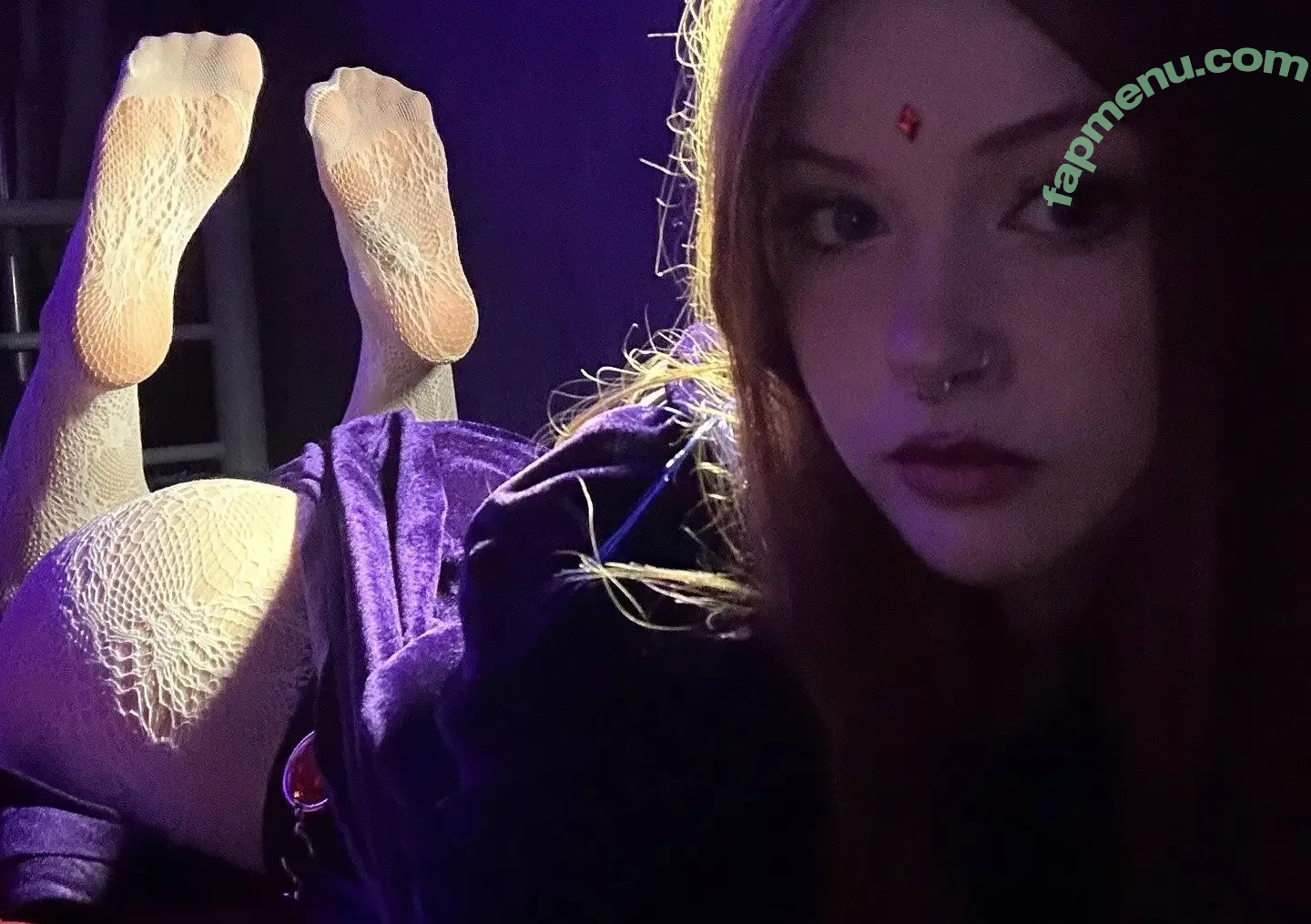 Ljinzer nude photo #0083 (Linzefeet / definitelynotlurn / linzarrd / linziier / linzzzer)